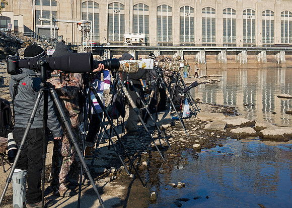 Photographers at Conowingo Dam